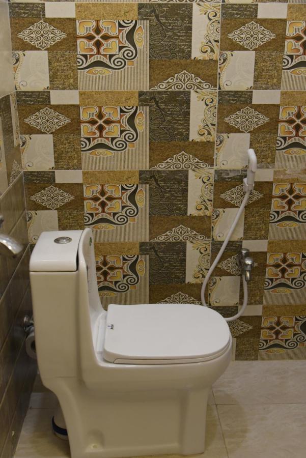 Hotel White Season Gulberg Lahor Dış mekan fotoğraf