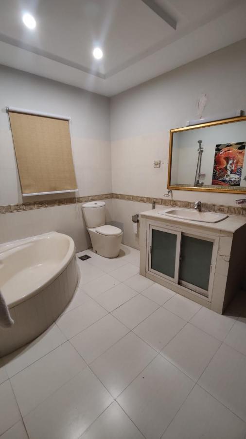 Hotel White Season Gulberg Lahor Dış mekan fotoğraf