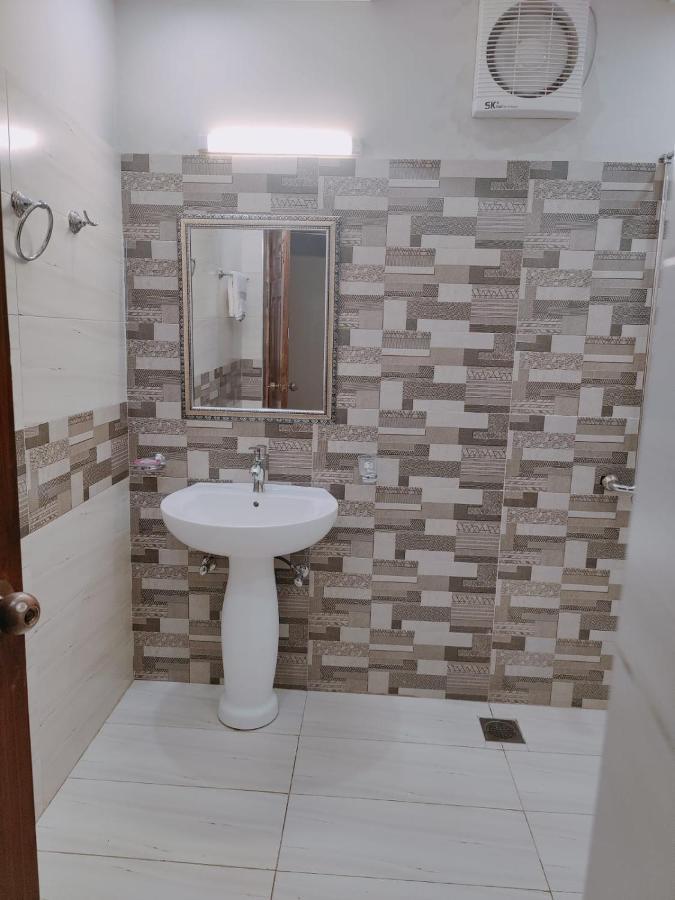 Hotel White Season Gulberg Lahor Dış mekan fotoğraf