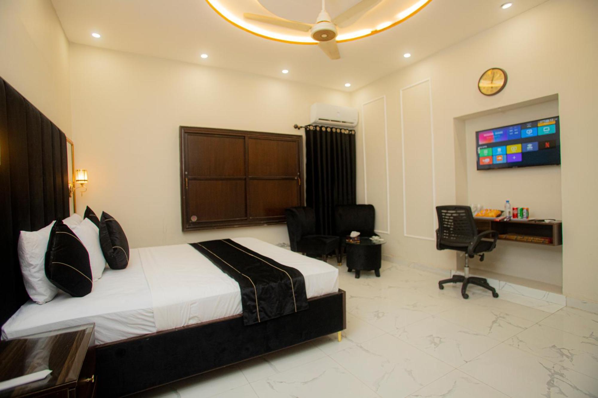 Hotel White Season Gulberg Lahor Dış mekan fotoğraf