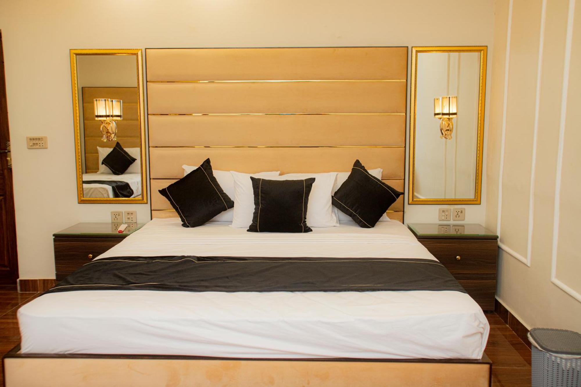 Hotel White Season Gulberg Lahor Dış mekan fotoğraf