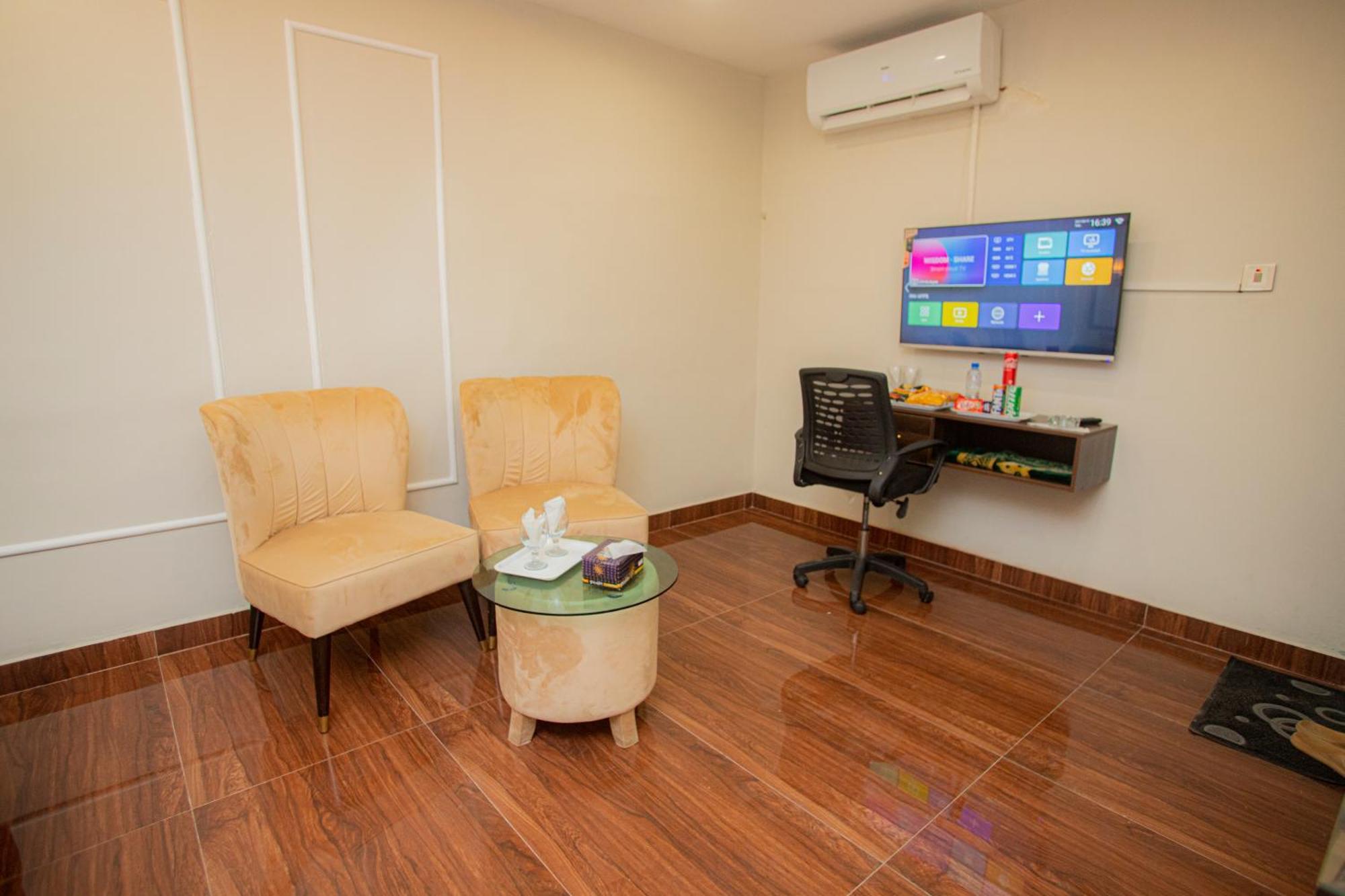 Hotel White Season Gulberg Lahor Dış mekan fotoğraf