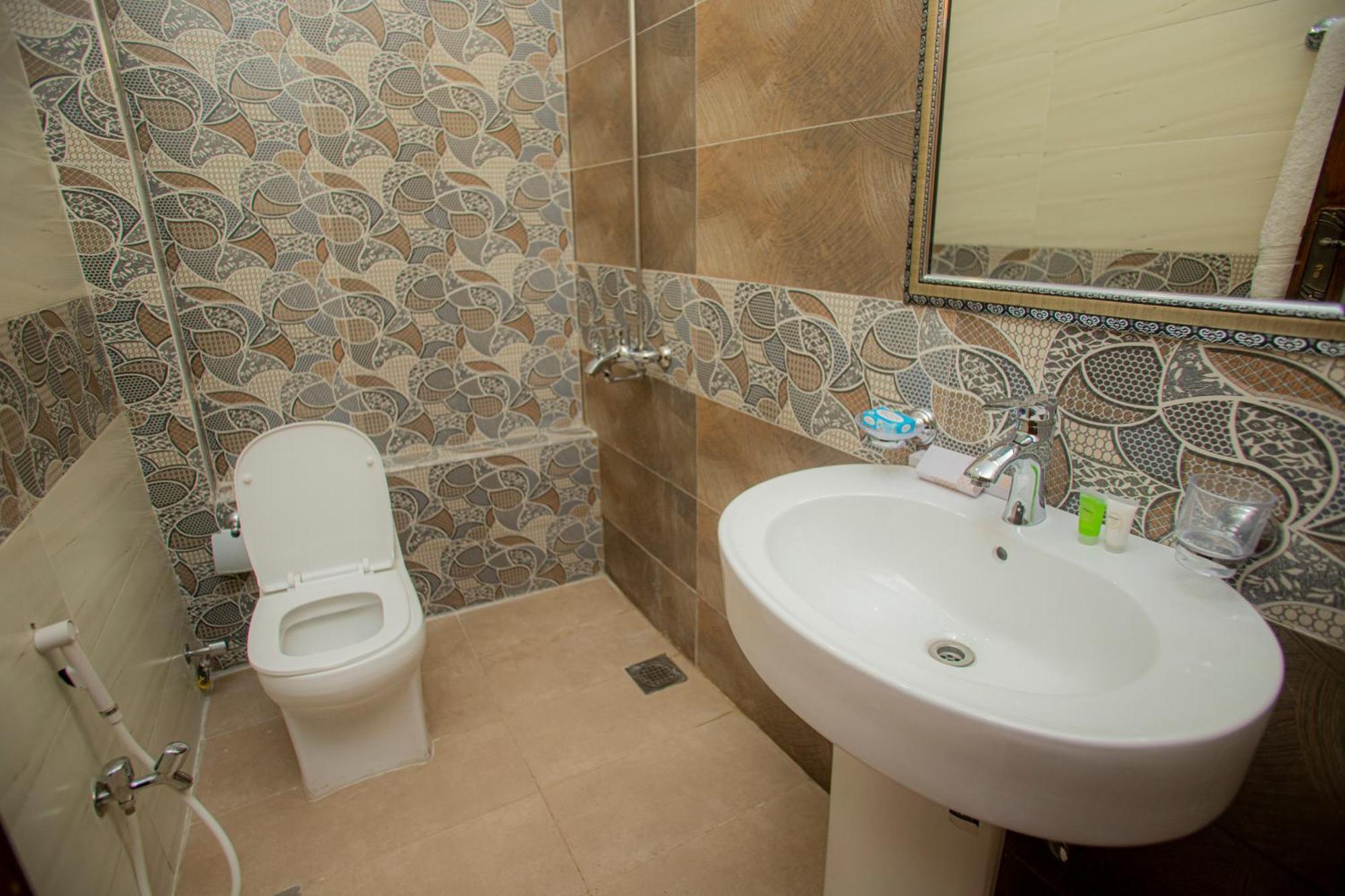 Hotel White Season Gulberg Lahor Dış mekan fotoğraf
