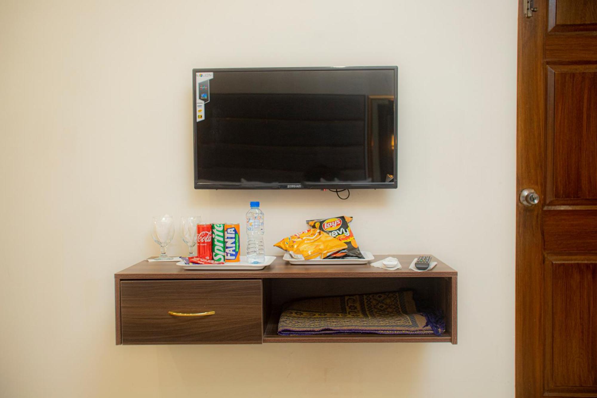 Hotel White Season Gulberg Lahor Dış mekan fotoğraf