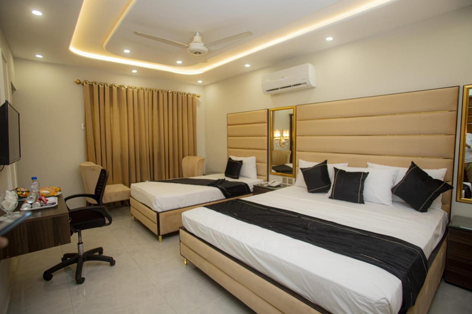 Hotel White Season Gulberg Lahor Dış mekan fotoğraf