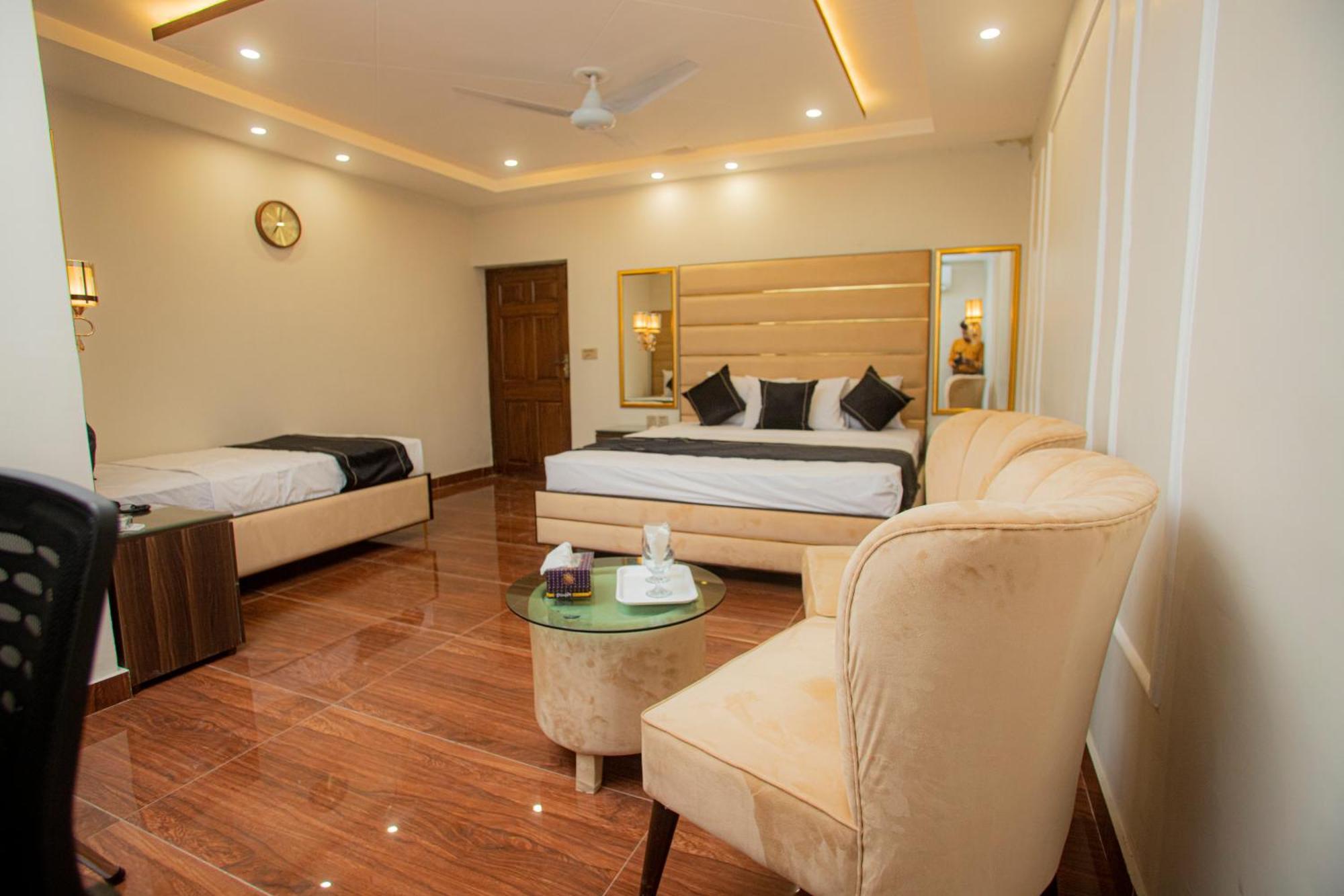 Hotel White Season Gulberg Lahor Dış mekan fotoğraf